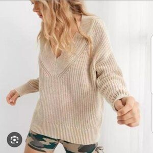 ✨NWT✨ Aerie Cream Crew Neck Sweater